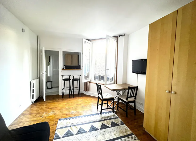 Appartement Avenue Gambetta à Paris