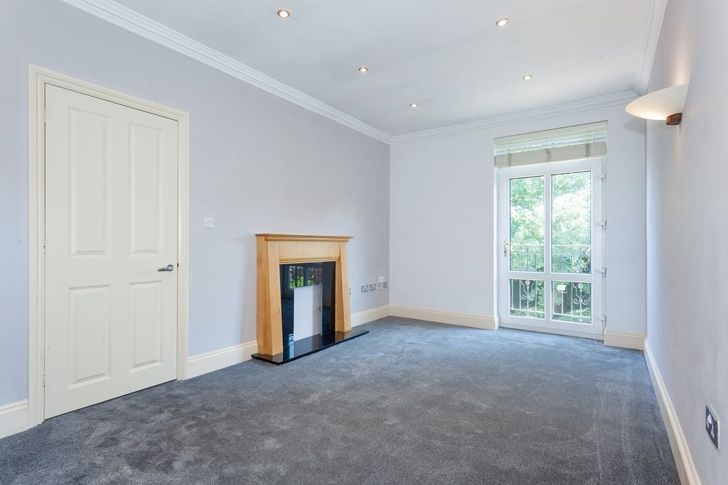 Flat Newcastle Road in Congleton