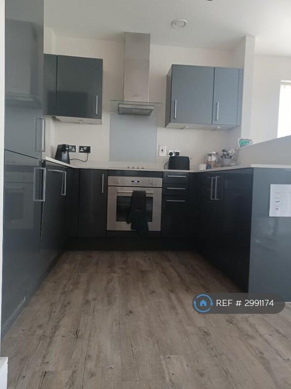 Flat Pearl Lane in Gillingham