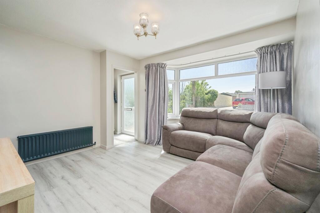 Flat Greenacres in Plymouth