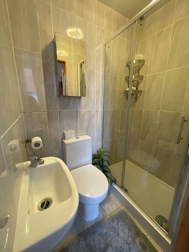 Room Station Street in Sandwell