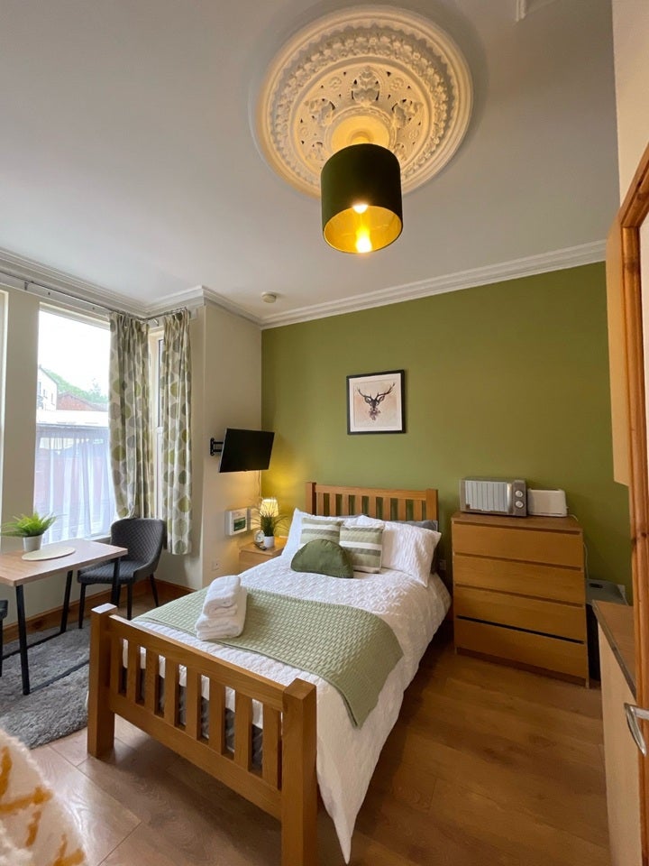 Room Station Street in Sandwell