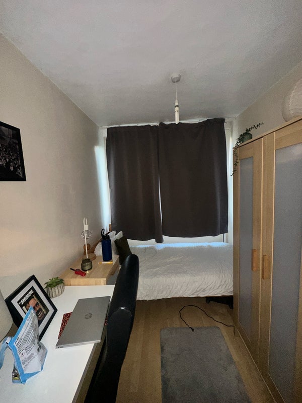 Room Bordon Walk in Greater London