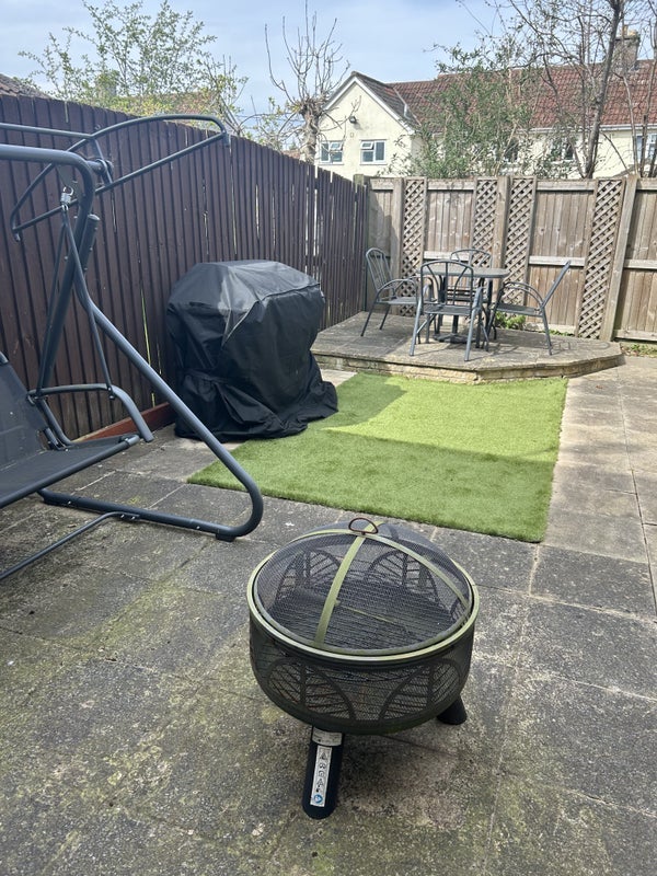 Room Holwell Close in Paulton