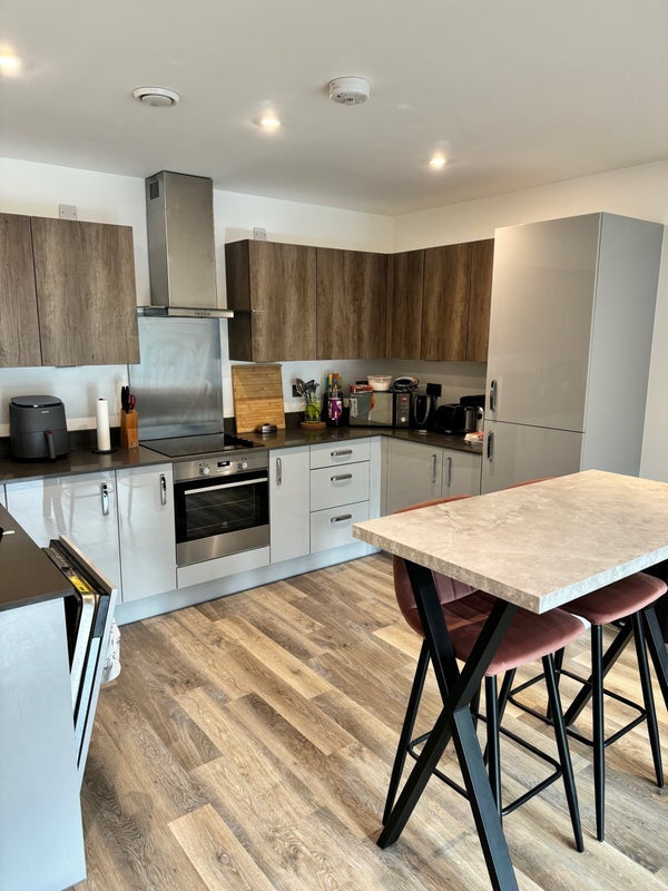 Room Hazel Lane in Greater London