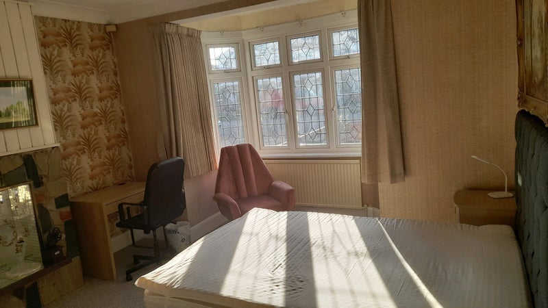 Room Ash Grove in Greater London