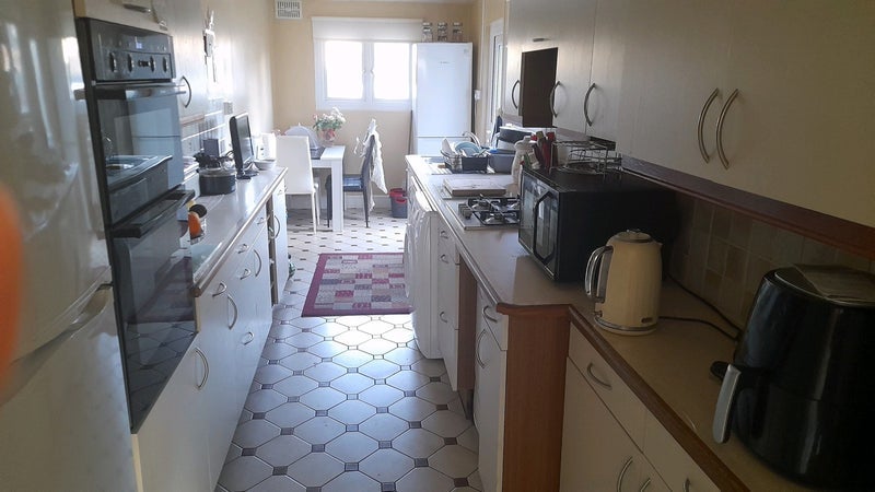 Room Ash Grove in Greater London
