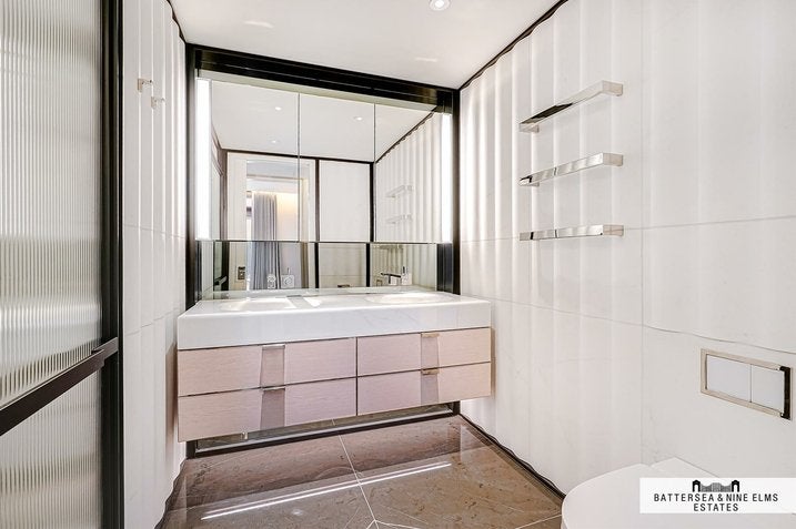 Flat Hanover Square in City of Westminster