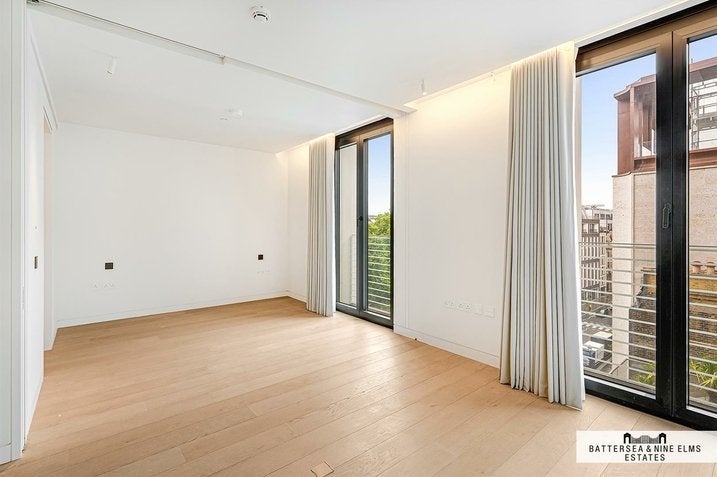 Flat Hanover Square in City of Westminster