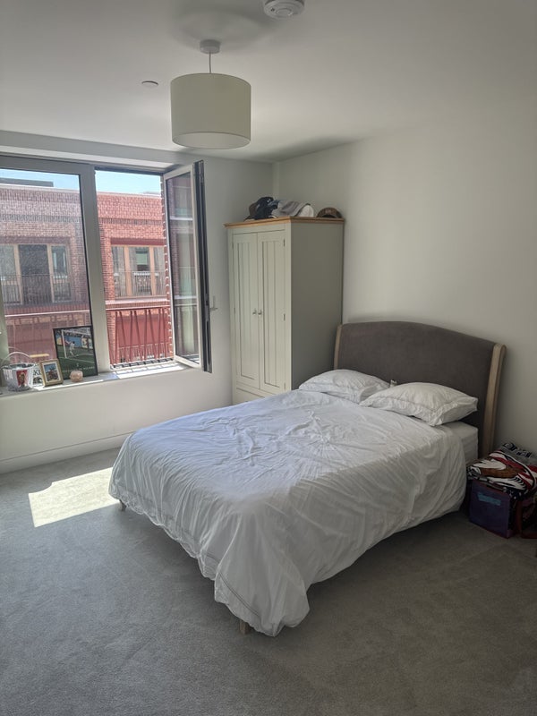 Room Macfarlane Place in Greater London