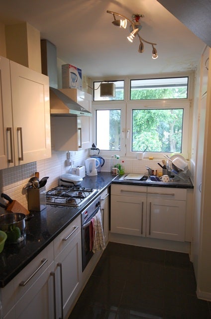 Room Limpsfield Avenue in Greater London