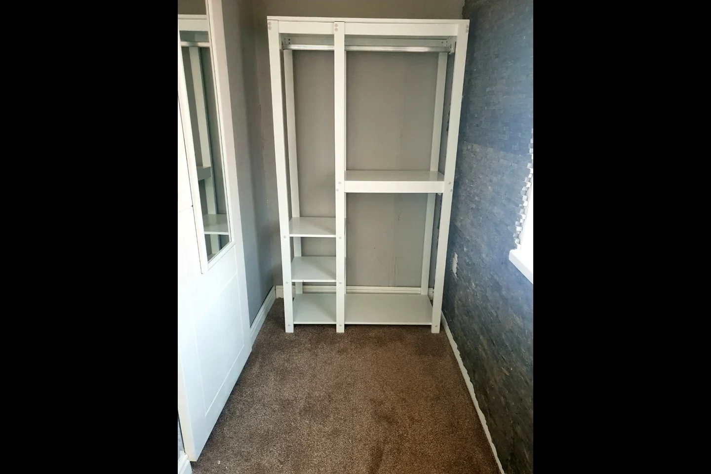 Room Harper Close in Grays