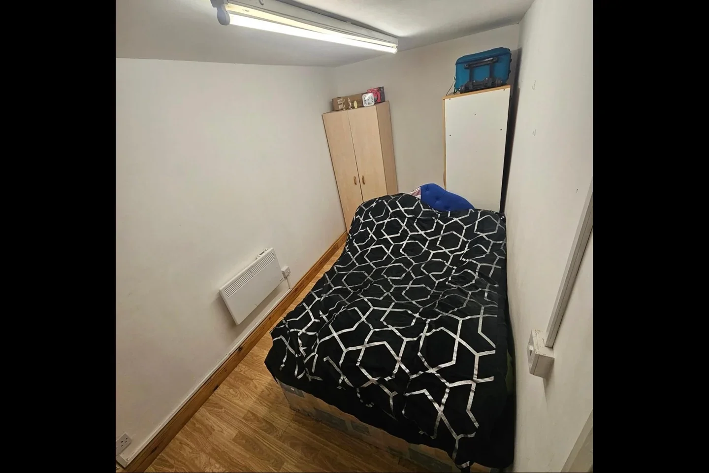 Flat Dormer’s Wells Lane in Greater London