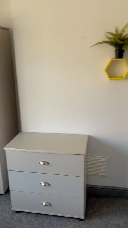 Room Stoneyford Road in Ashfield