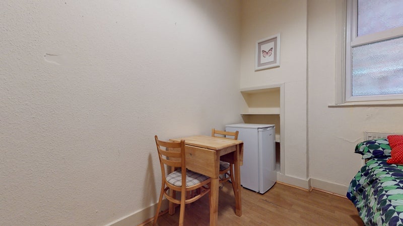 Room Anson Road in Greater London