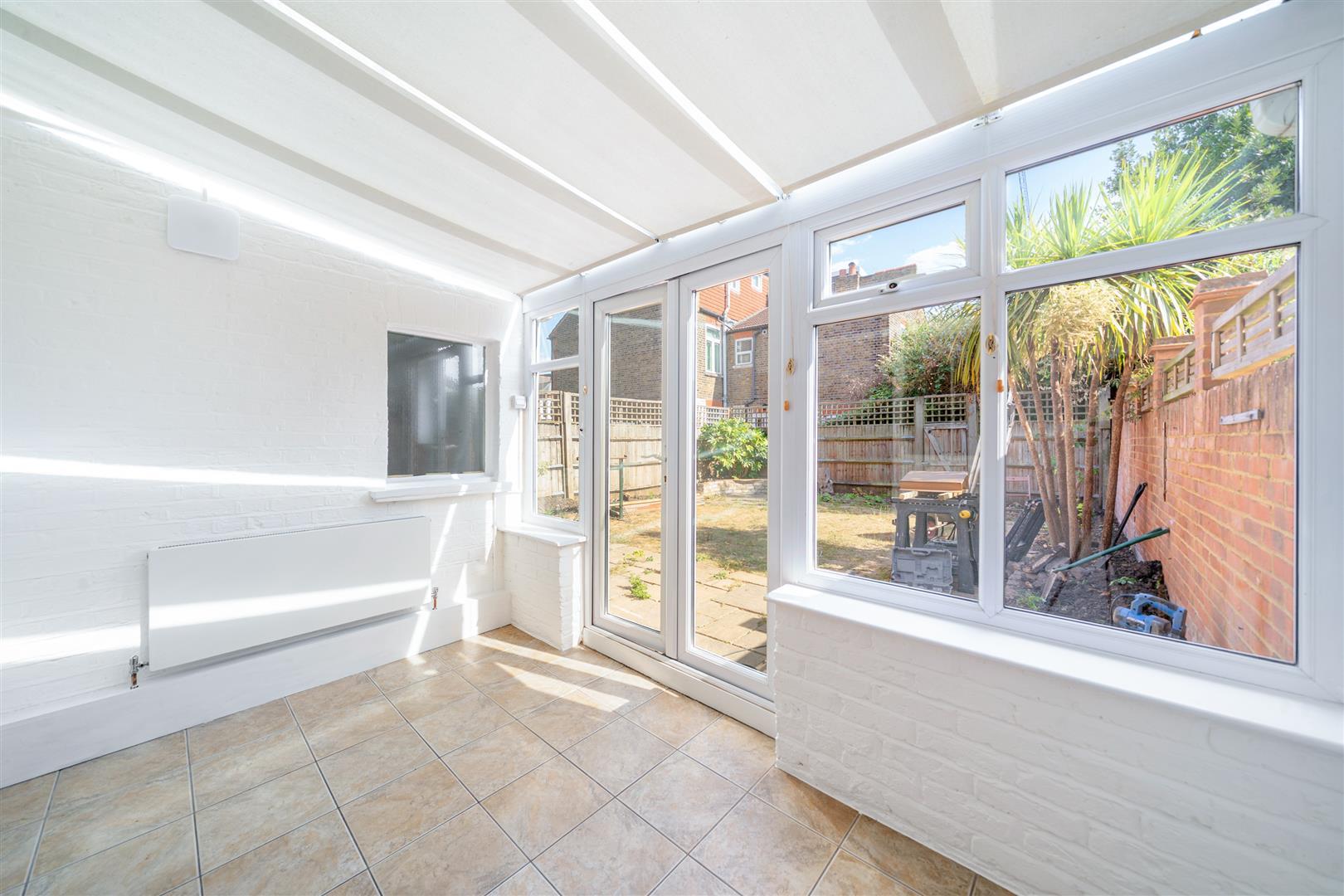 Flat Princes Road in Greater London
