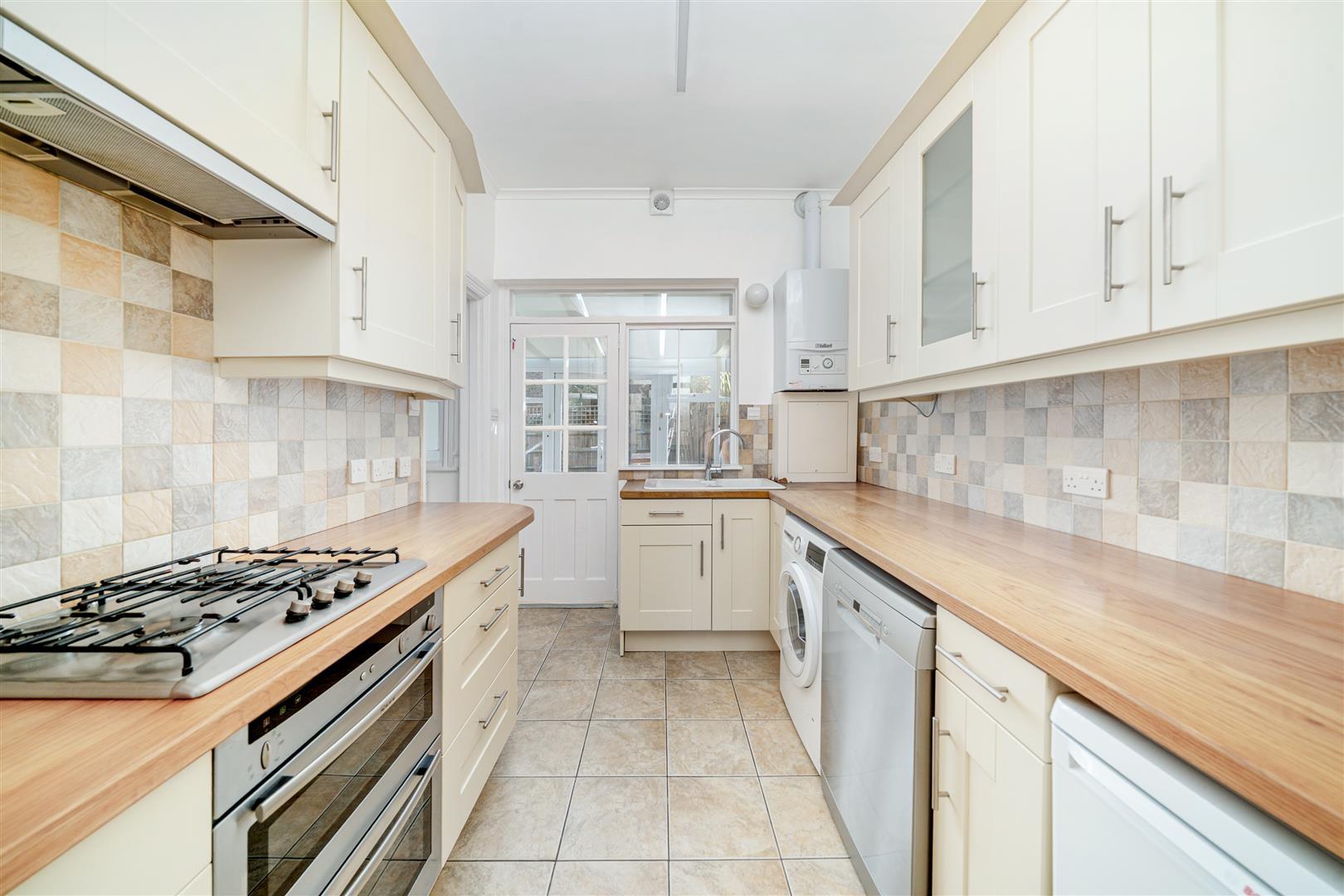 Flat Princes Road in Greater London