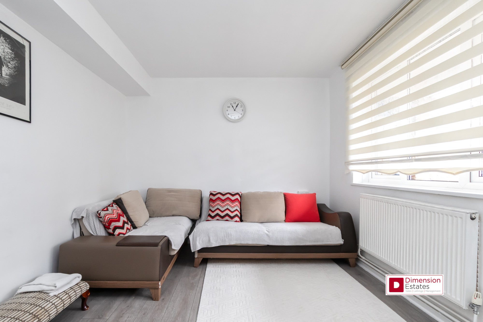 Flat Woodford Mews in Greater London