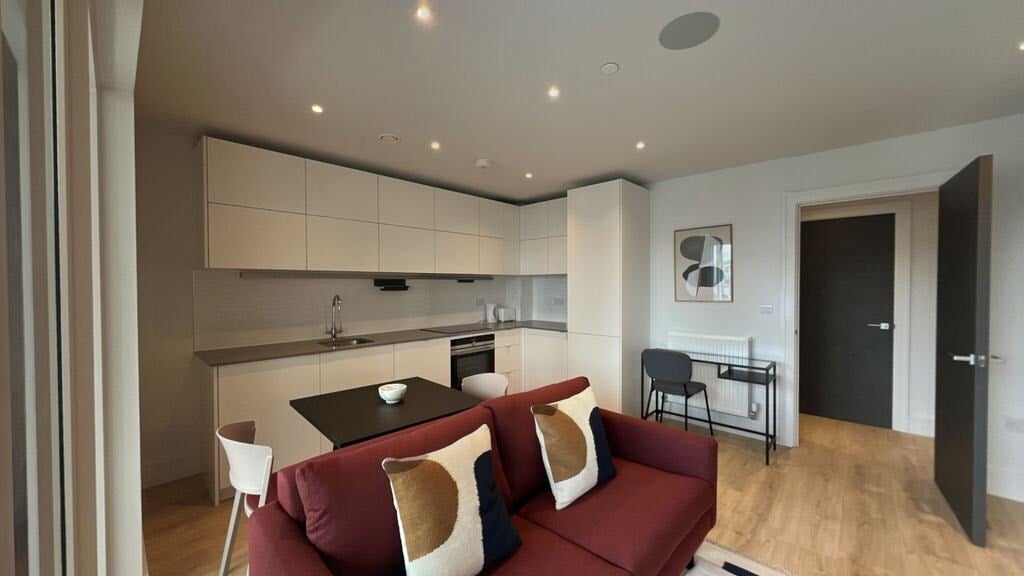 Flat Humphry Repton Lane in Greater London