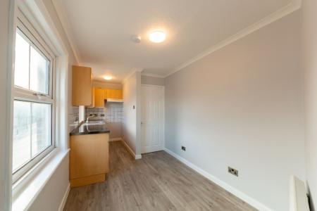 Flat Carnarvon Place in Newbury