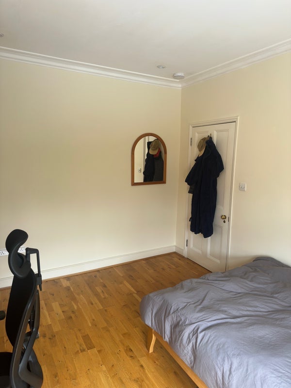 Room Ravenscourt Place in Greater London
