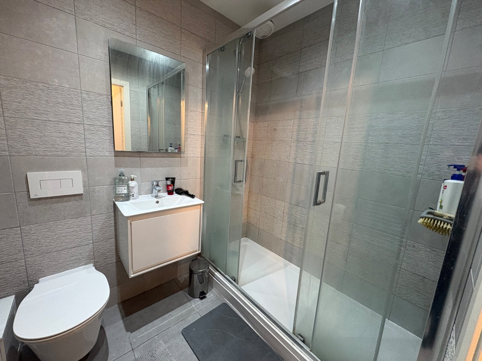 Flat Horners Square in Hull