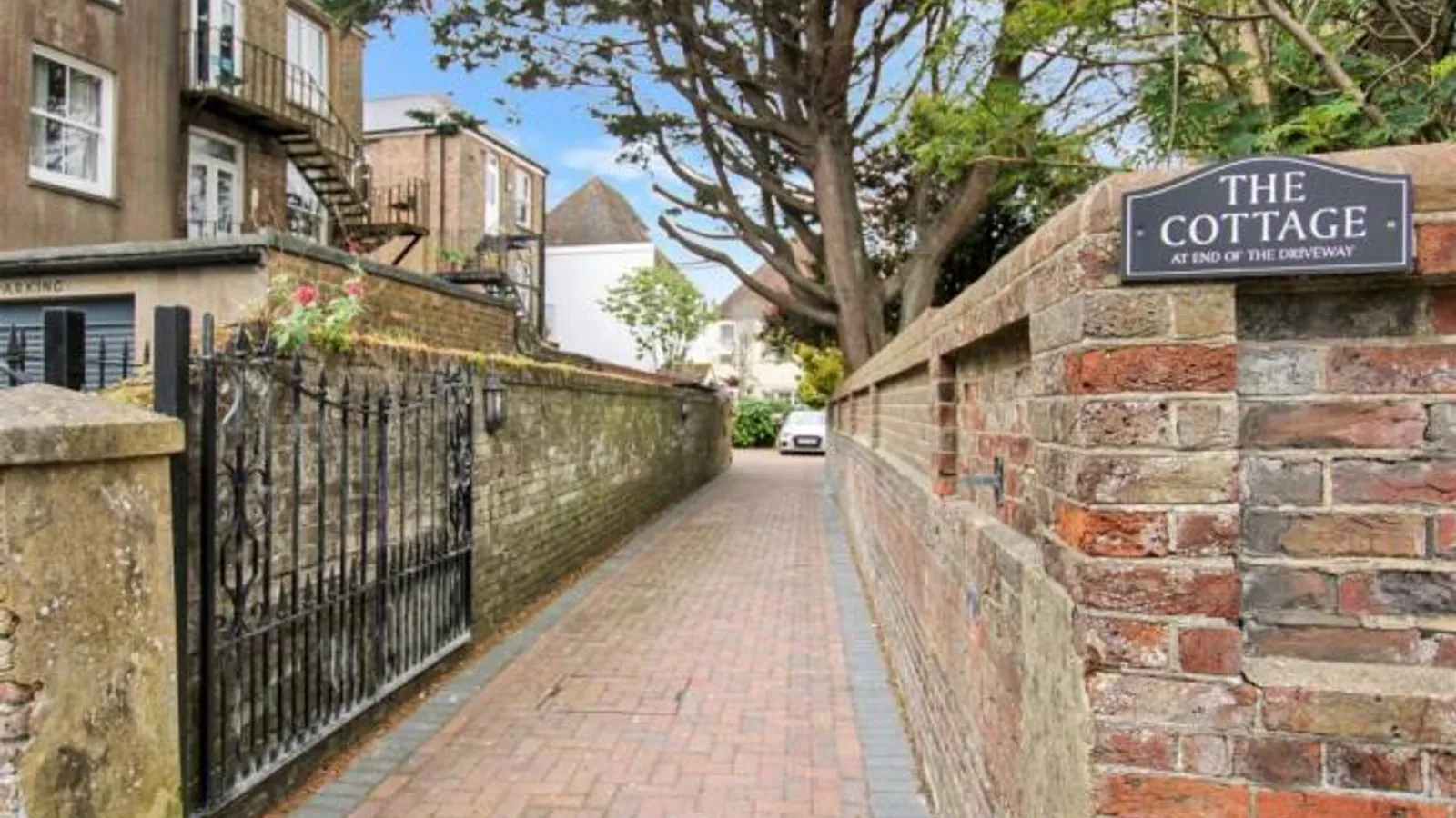House Western Place in Worthing