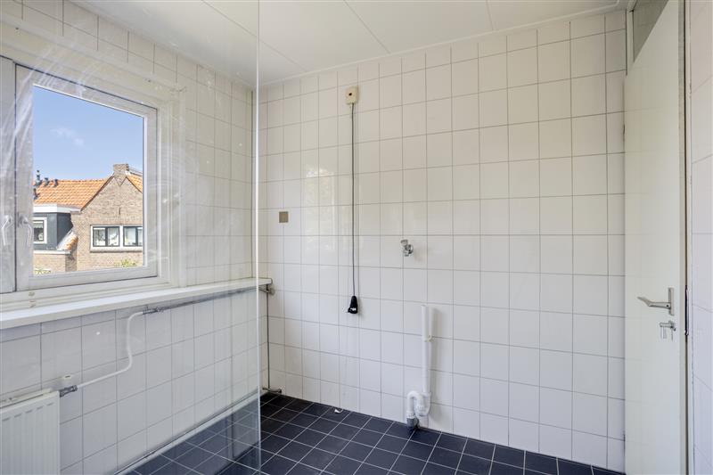 Twee-onder-één-kap te koop: Patriarchstraat 32, Haarlem