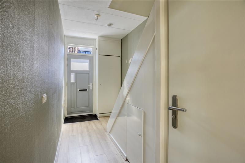 Twee-onder-één-kap te koop: Patriarchstraat 32, Haarlem