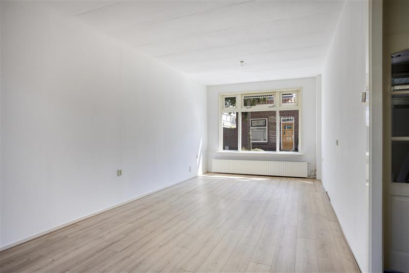 Twee-onder-één-kap te koop: Patriarchstraat 32, Haarlem