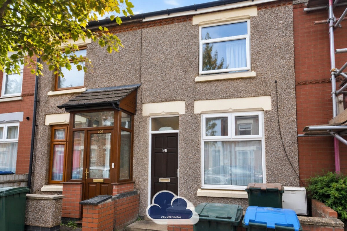 House Bolingbroke Road in Coventry
