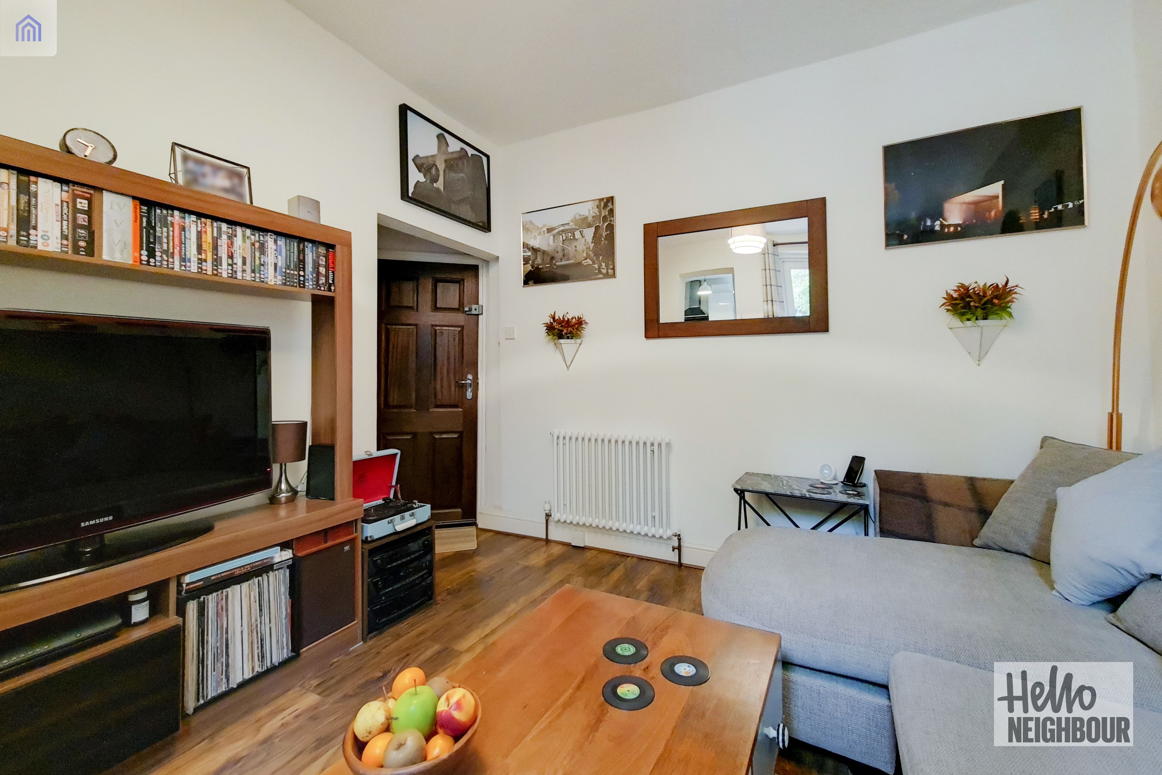 Flat Lee High Road in Greater London