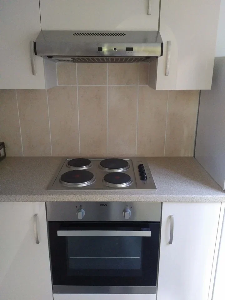 Flat Ullathorne Road in Greater London