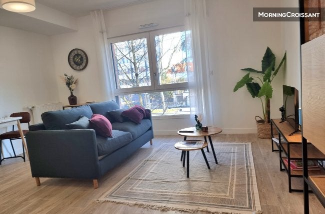 Flat Rue Beaumarchais in Rueil-Malmaison