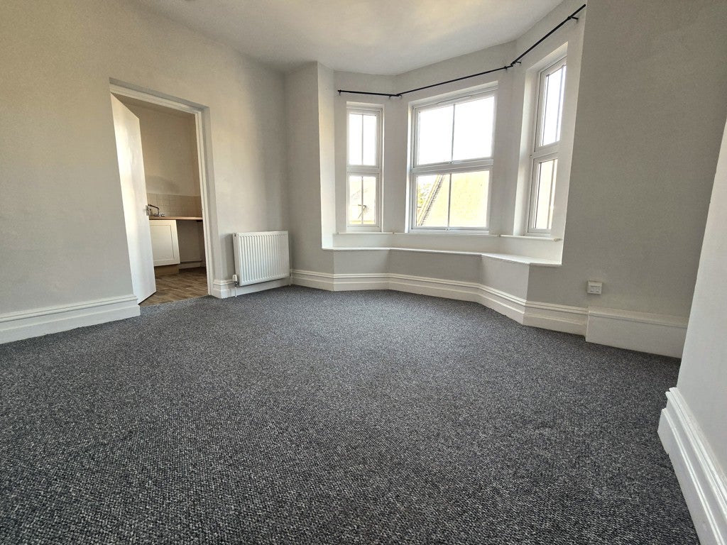 Flat Bond Street in North Norfolk