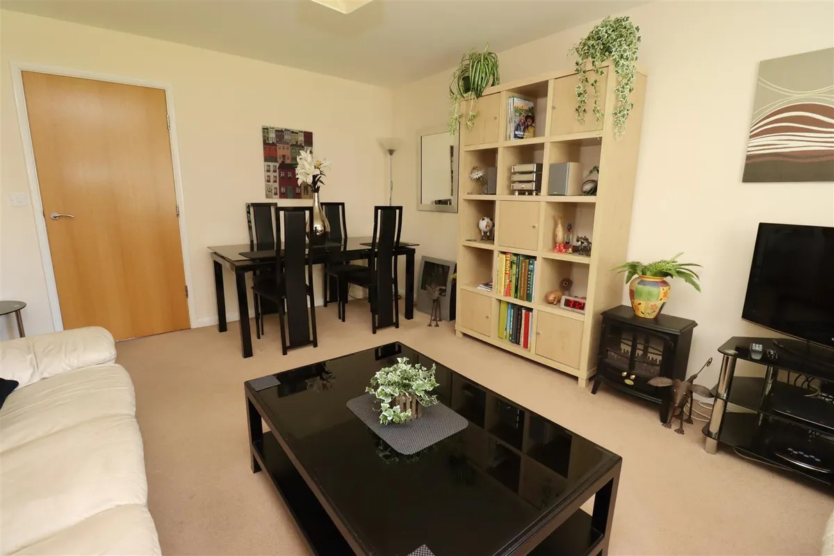 Flat Chancery Court in Brough