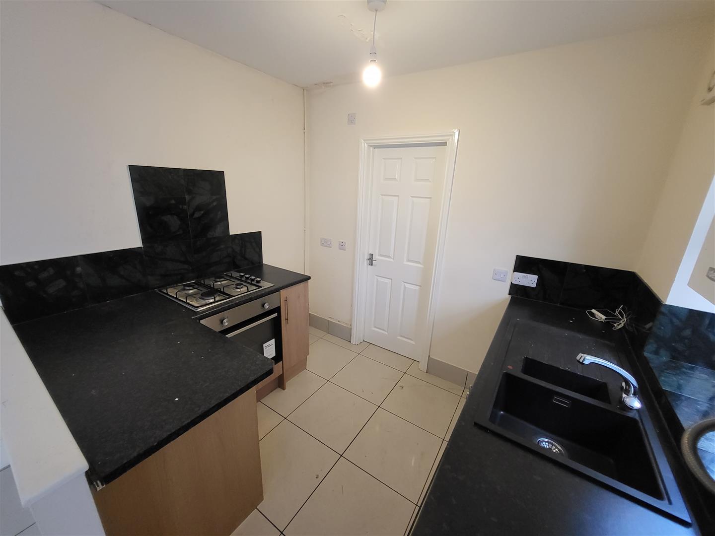 Flat Livingstone Place in Newport