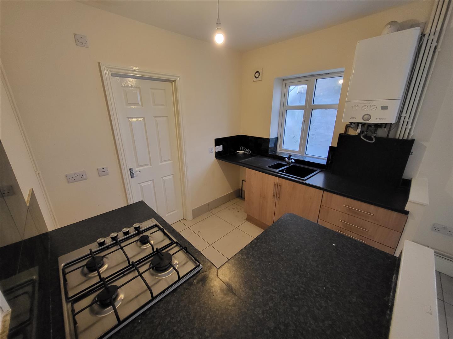 Flat Livingstone Place in Newport