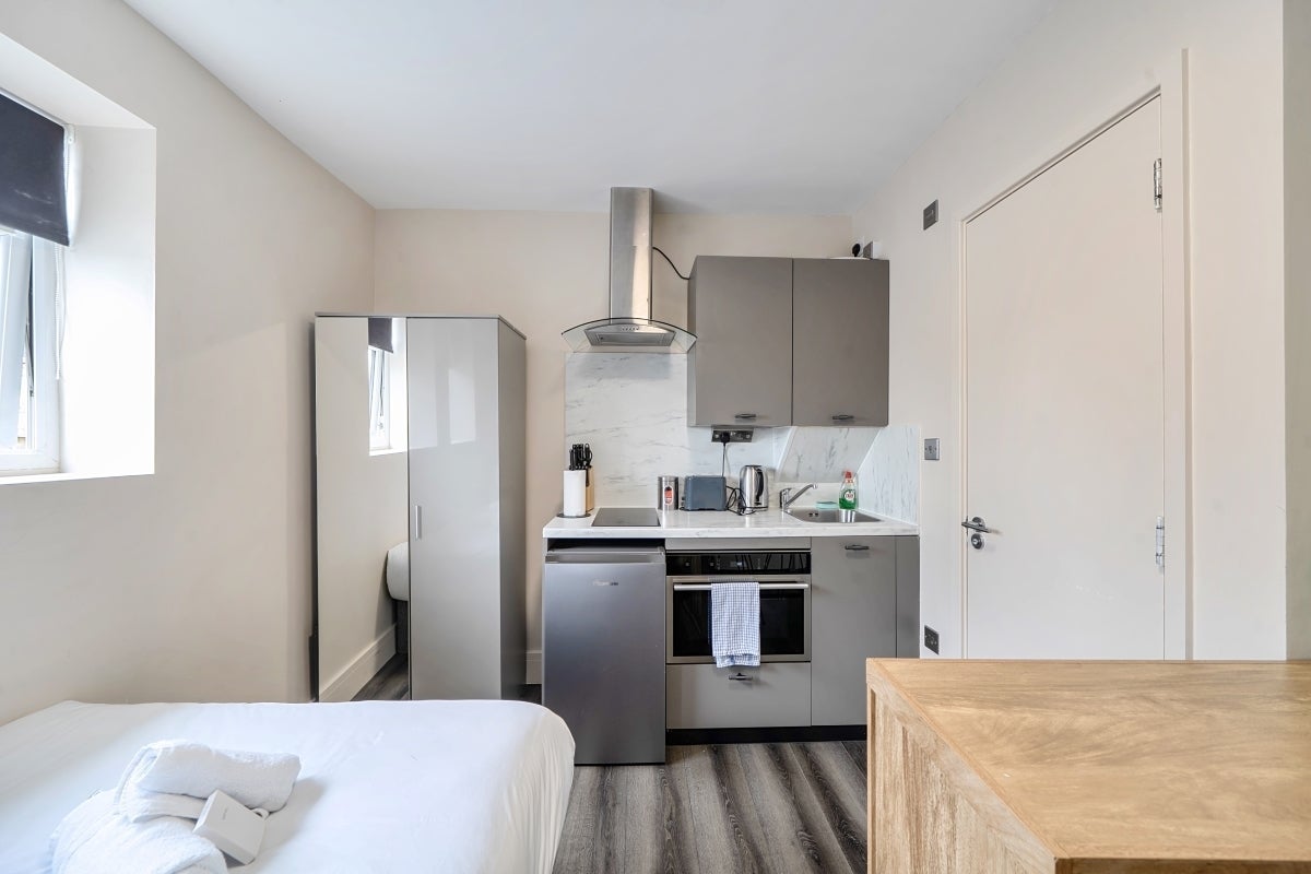 Flat Sutherland Avenue in City of Westminster