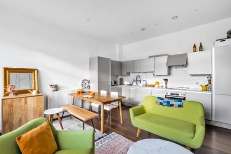 Flat Charles Street in Greater London