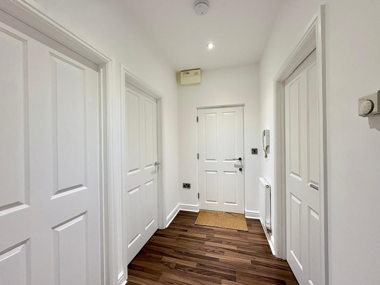 Flat Thorne Road in Doncaster