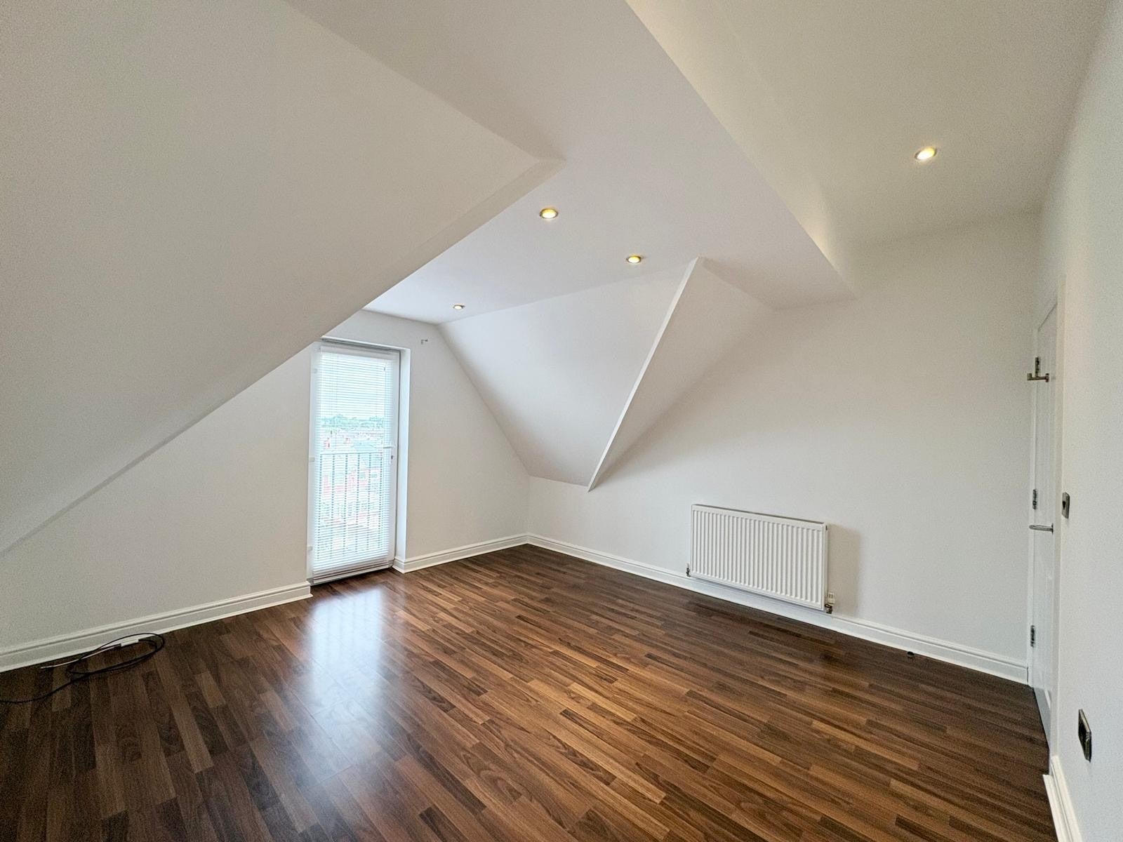 Flat Thorne Road in Doncaster
