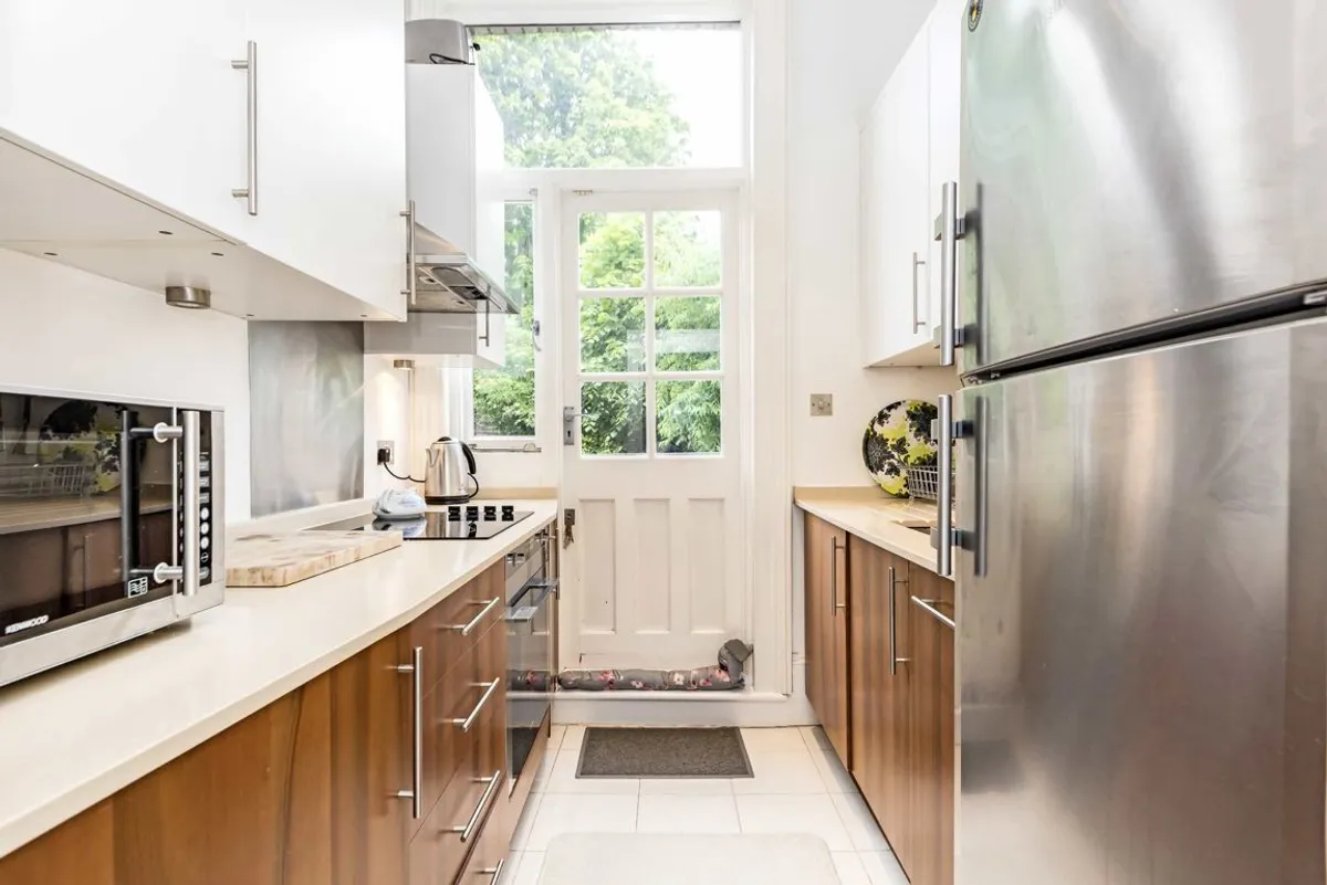 Flat Park Road in Greater London
