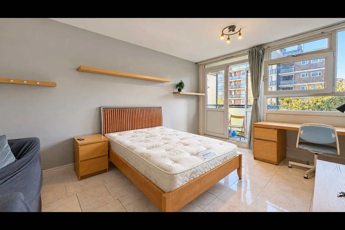 Flat Windsor Terrace in Greater London