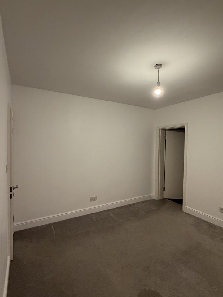 House Leslie Grove in Greater London