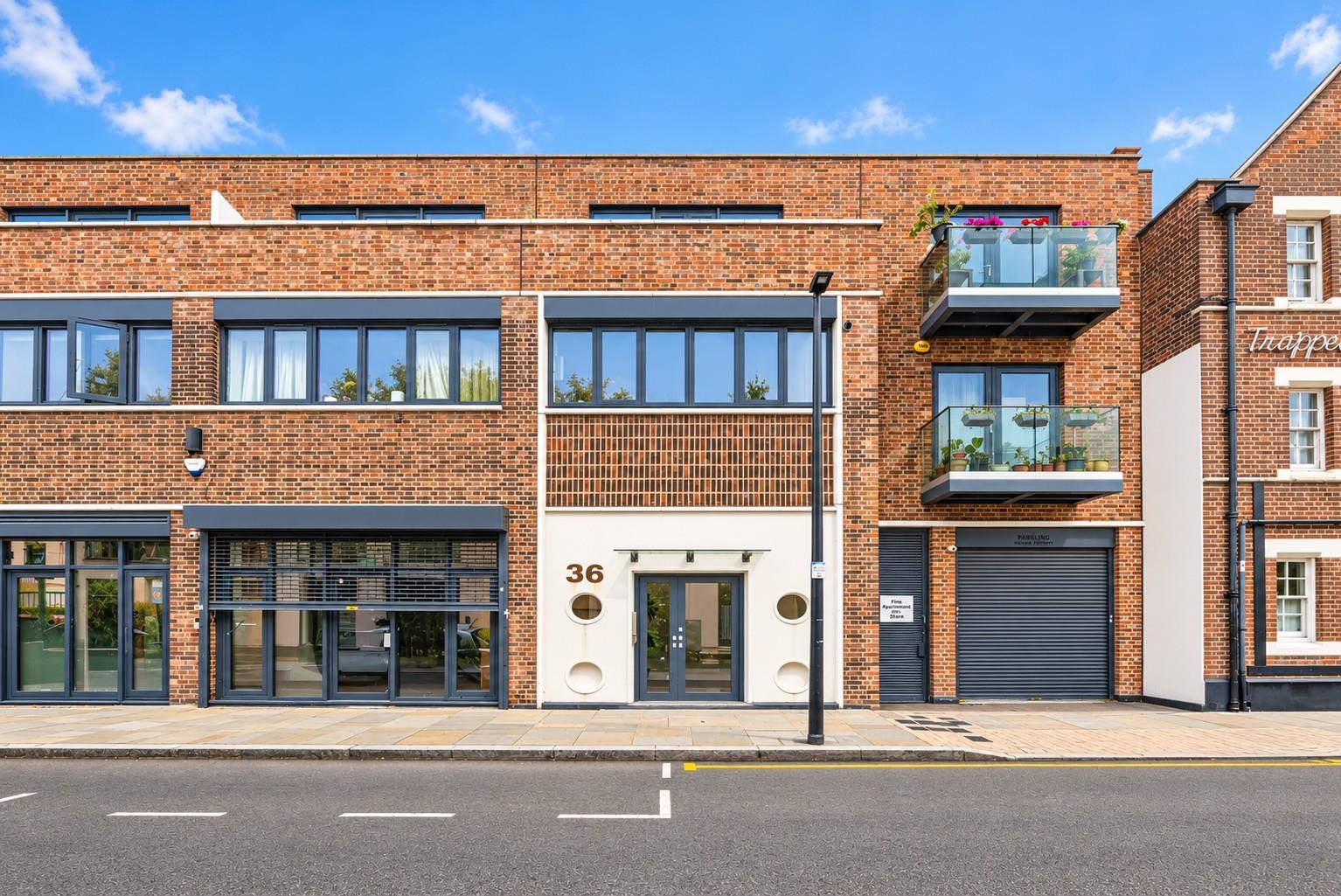 Flat Vyner Street in Greater London