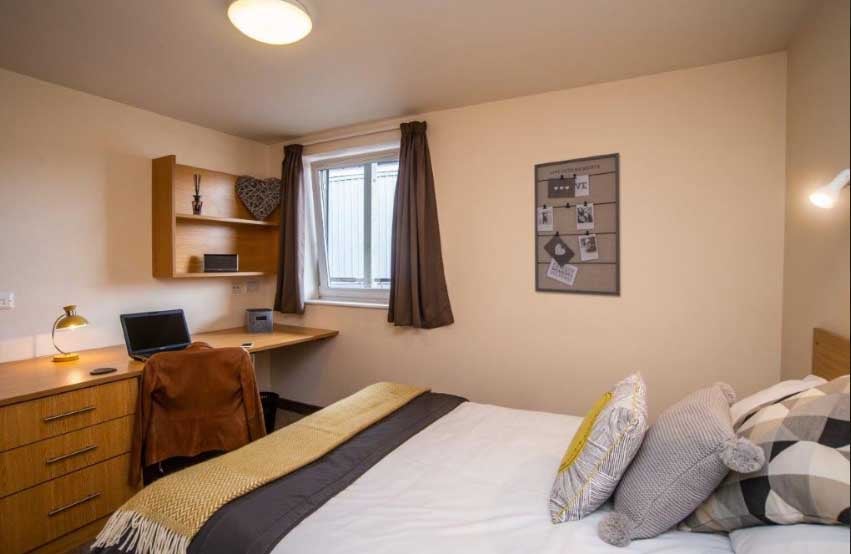 Room Woodgate in Charnwood