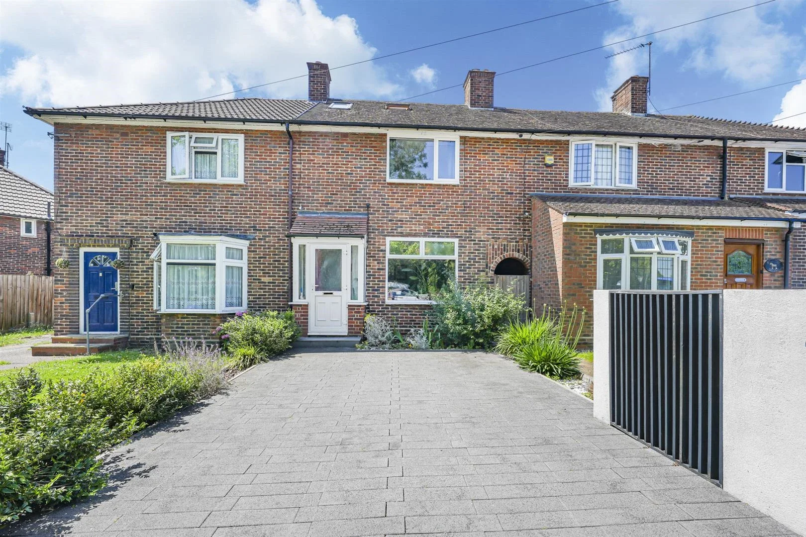 House Friday Hill West in Greater London