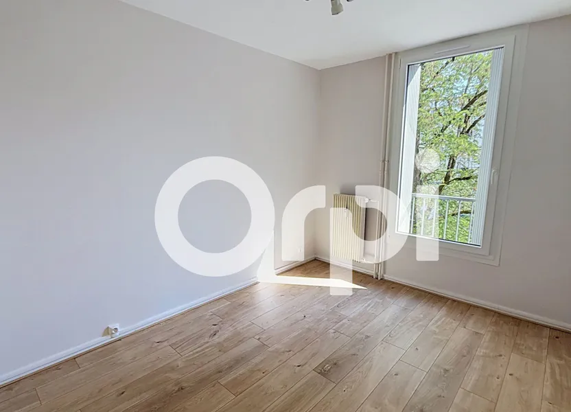 Flat Rue Jules Trefousse in Chaumont