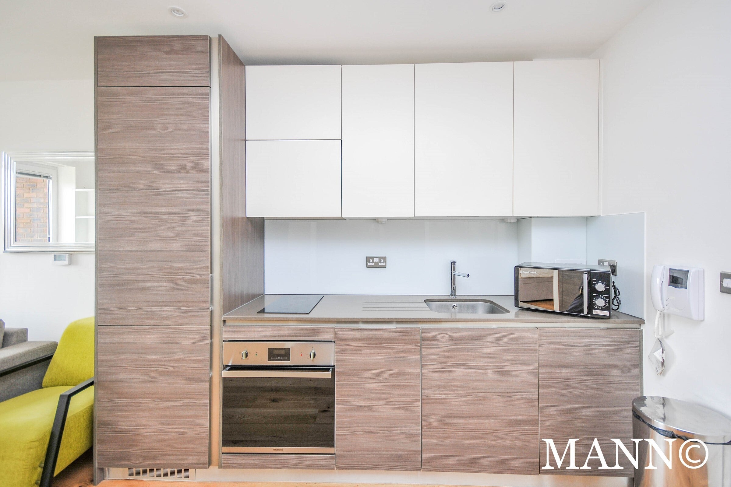 Flat Molesworth Street in Greater London